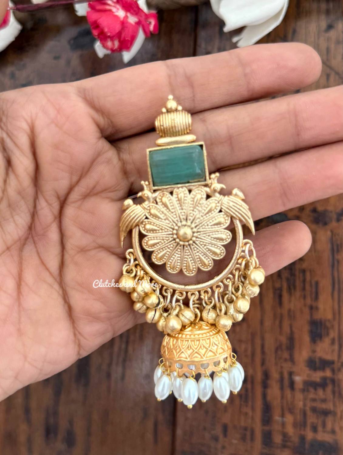 Riwaayat Floral Jhumka Mint Green Gold