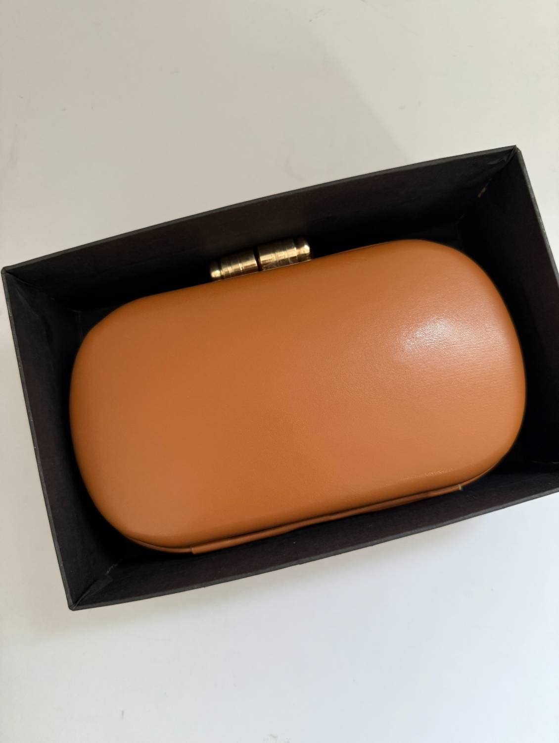 Sabya Tan Plain