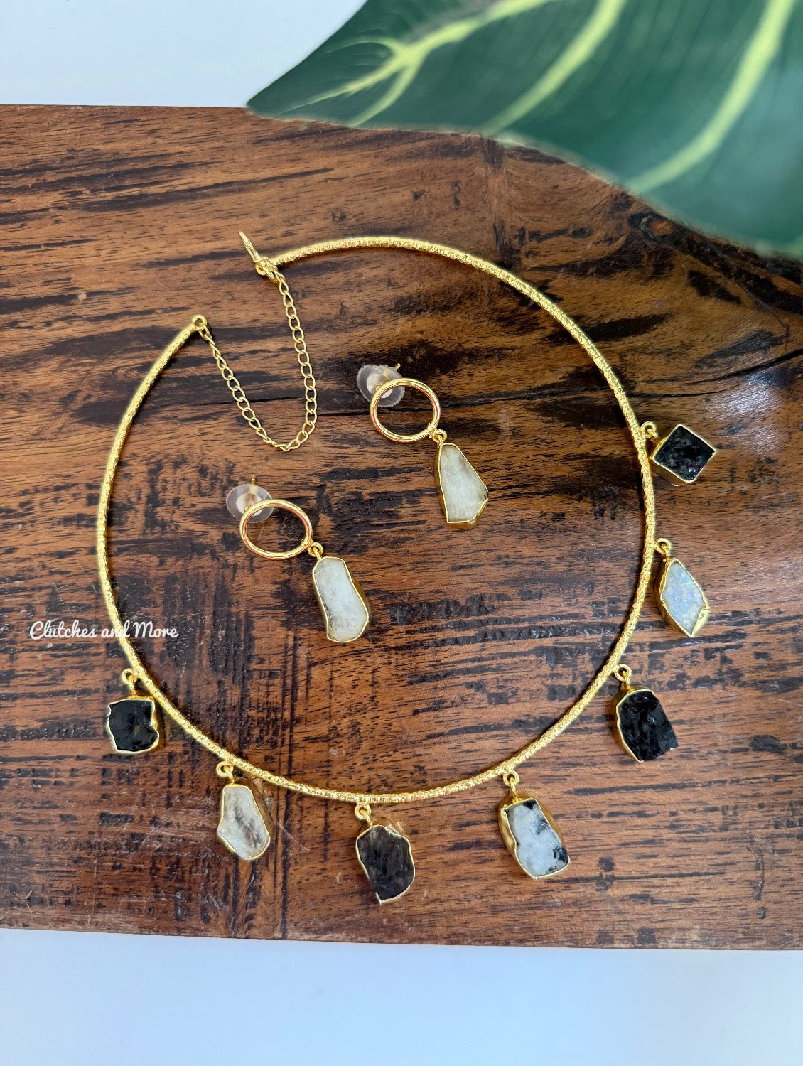 Ishana Choker Set Multicolored