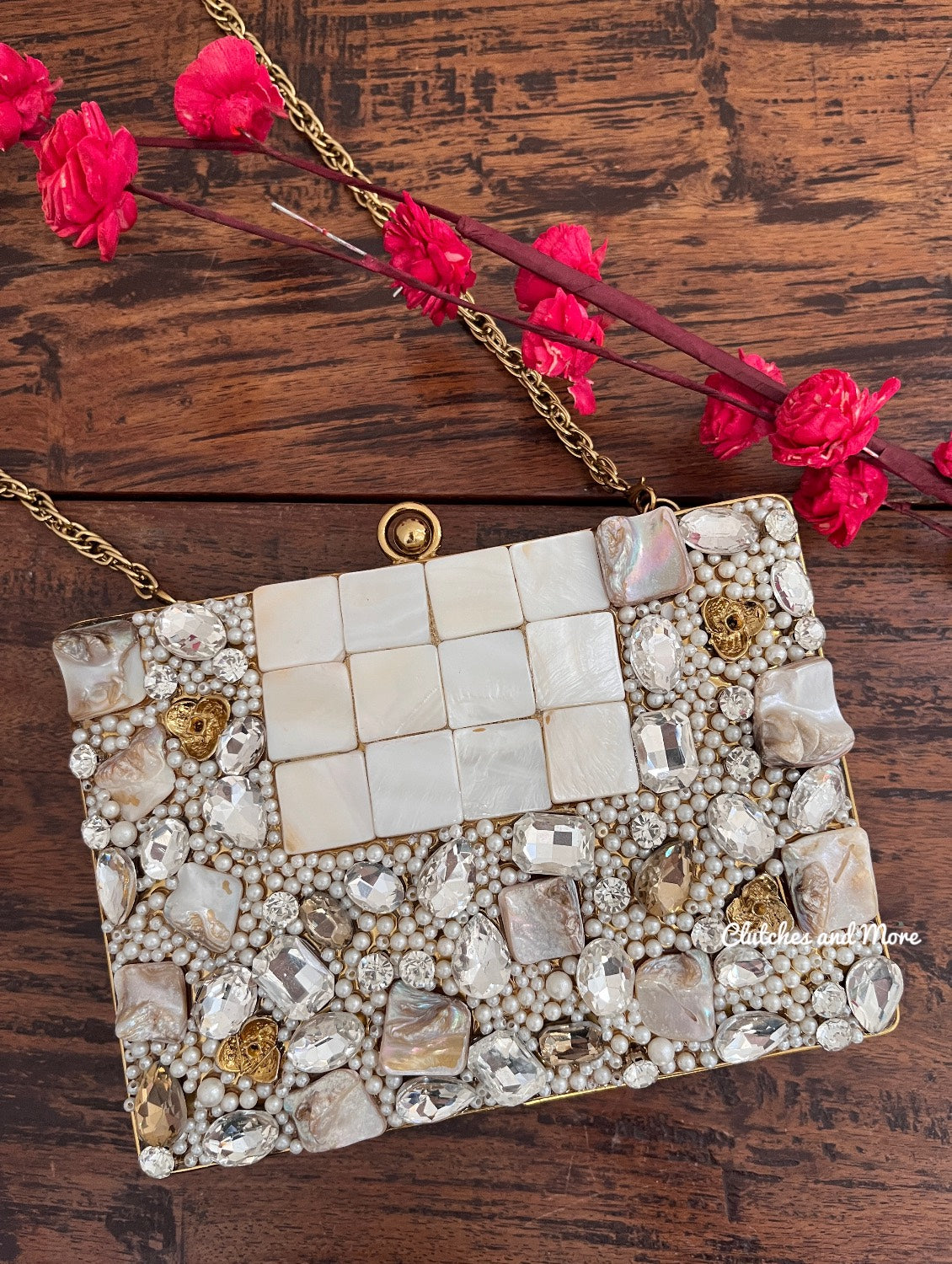 Elizabeth Mother of pearl luxury clutch