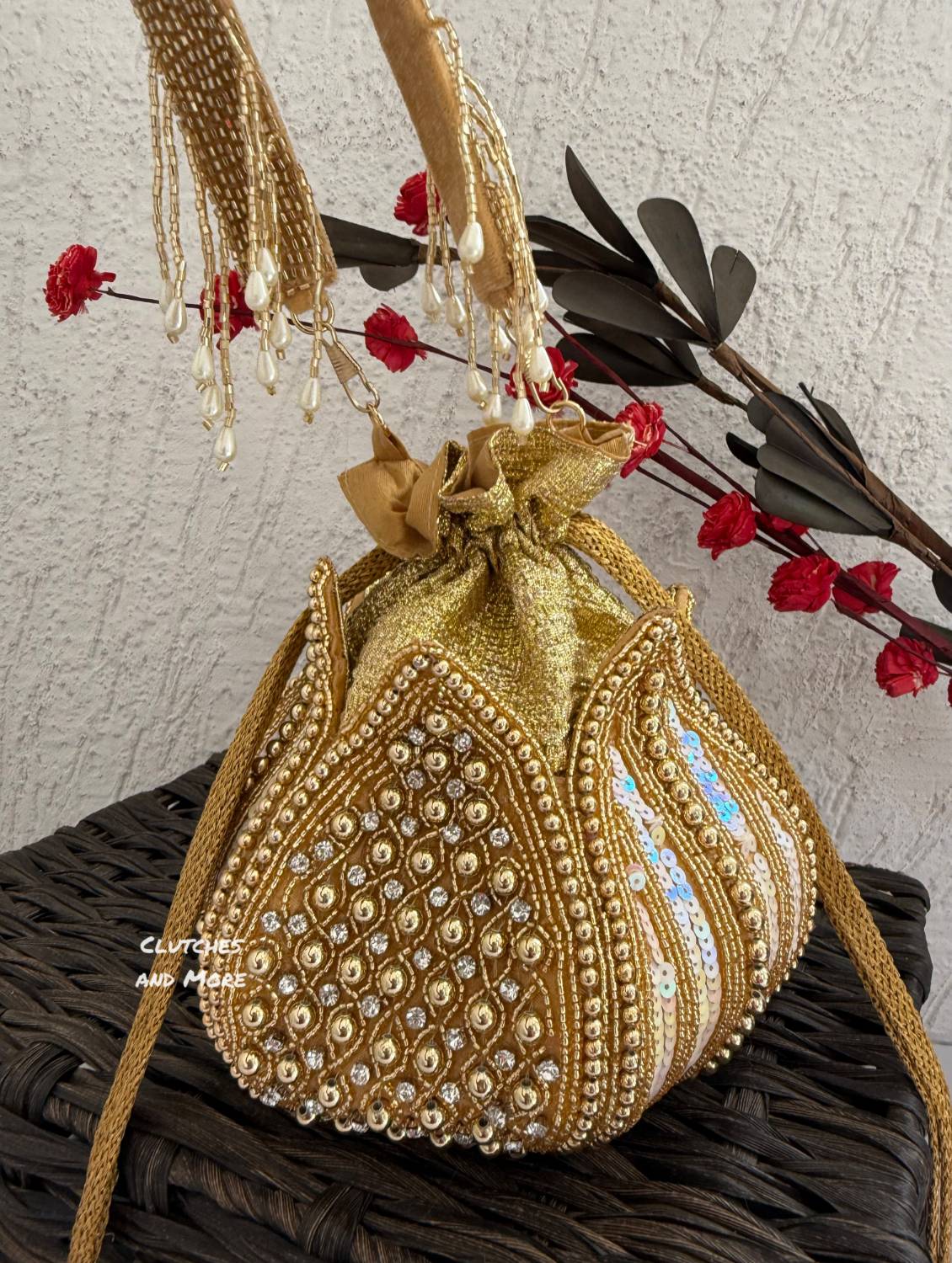 Aaradhya Lotus Potli Gold