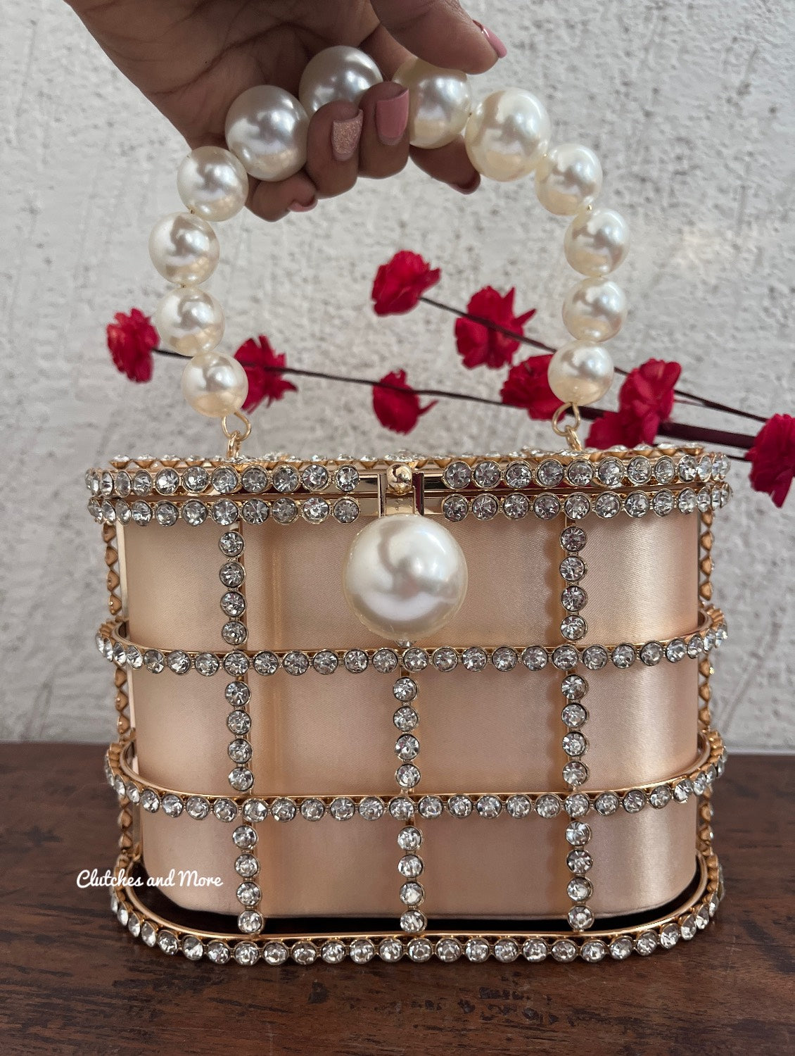 Cage Bucket Bag Gold