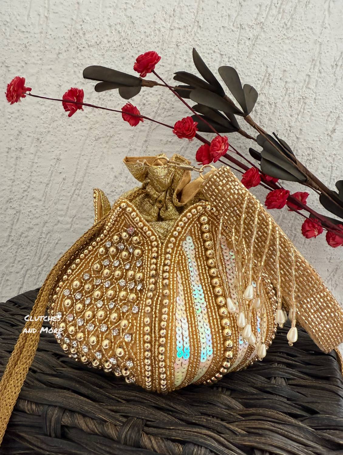 Aaradhya Lotus Potli Gold