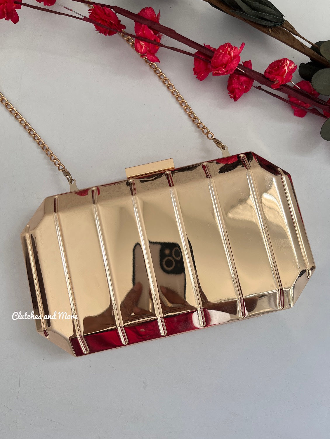 8 Edge Metal Reflector Clutch Gold