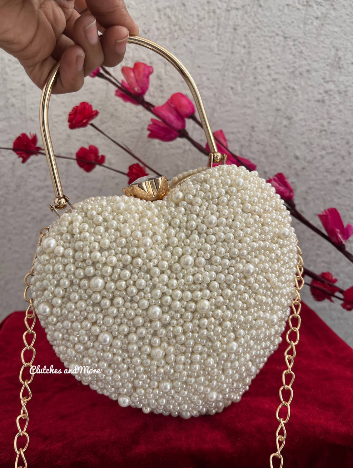 Heart pearl clutch (Copy)
