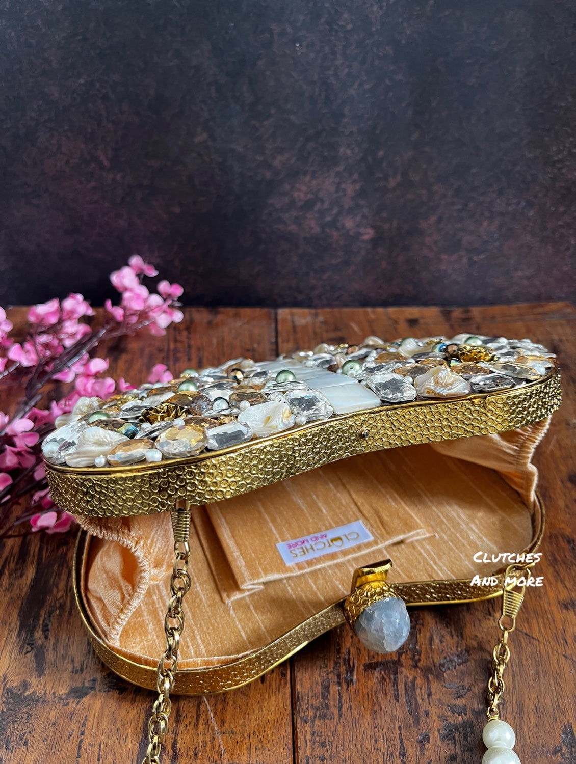 Apple of our Eye Mother of pearl luxe clutch