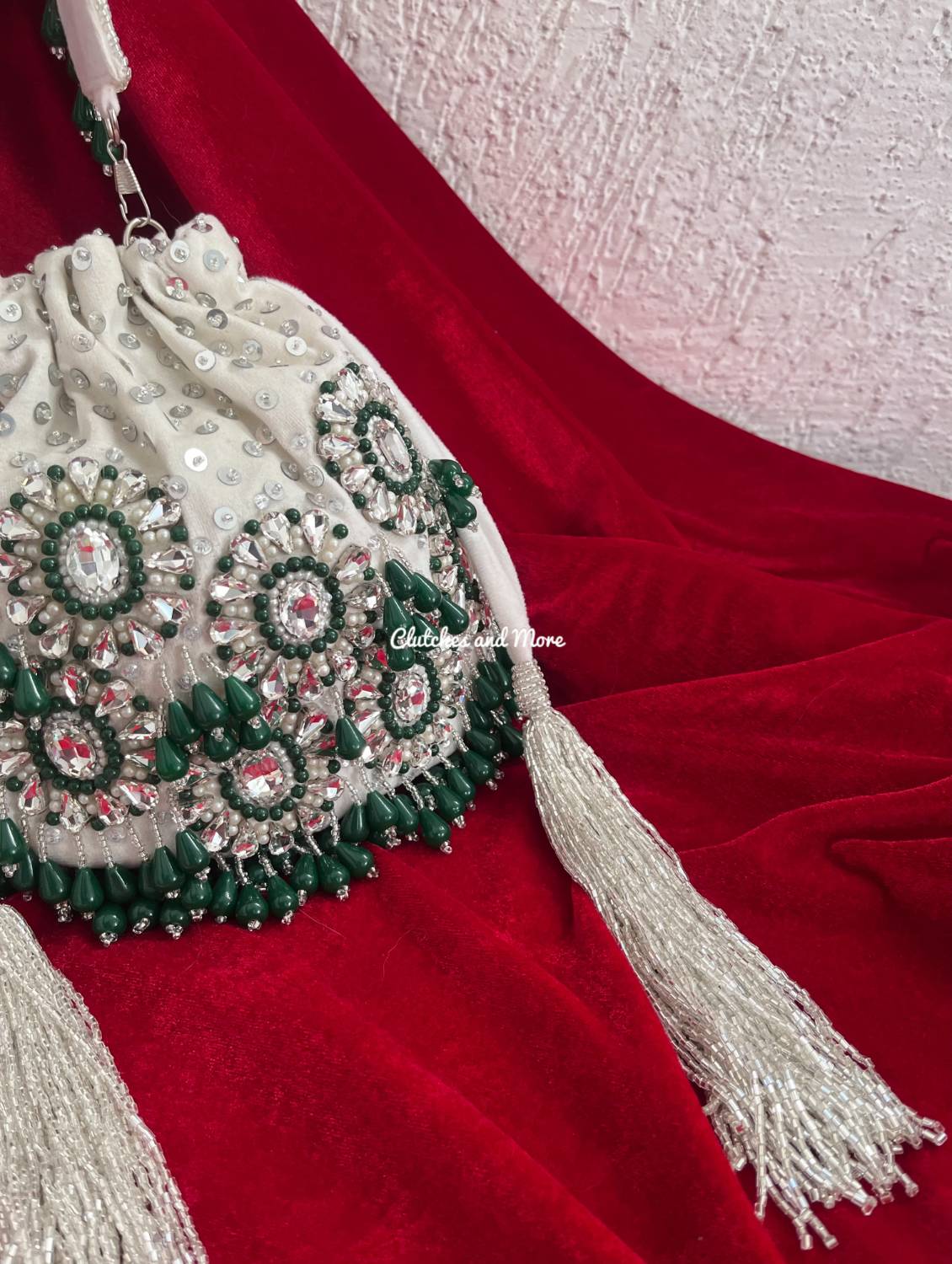 Kayra Kundan White Potli