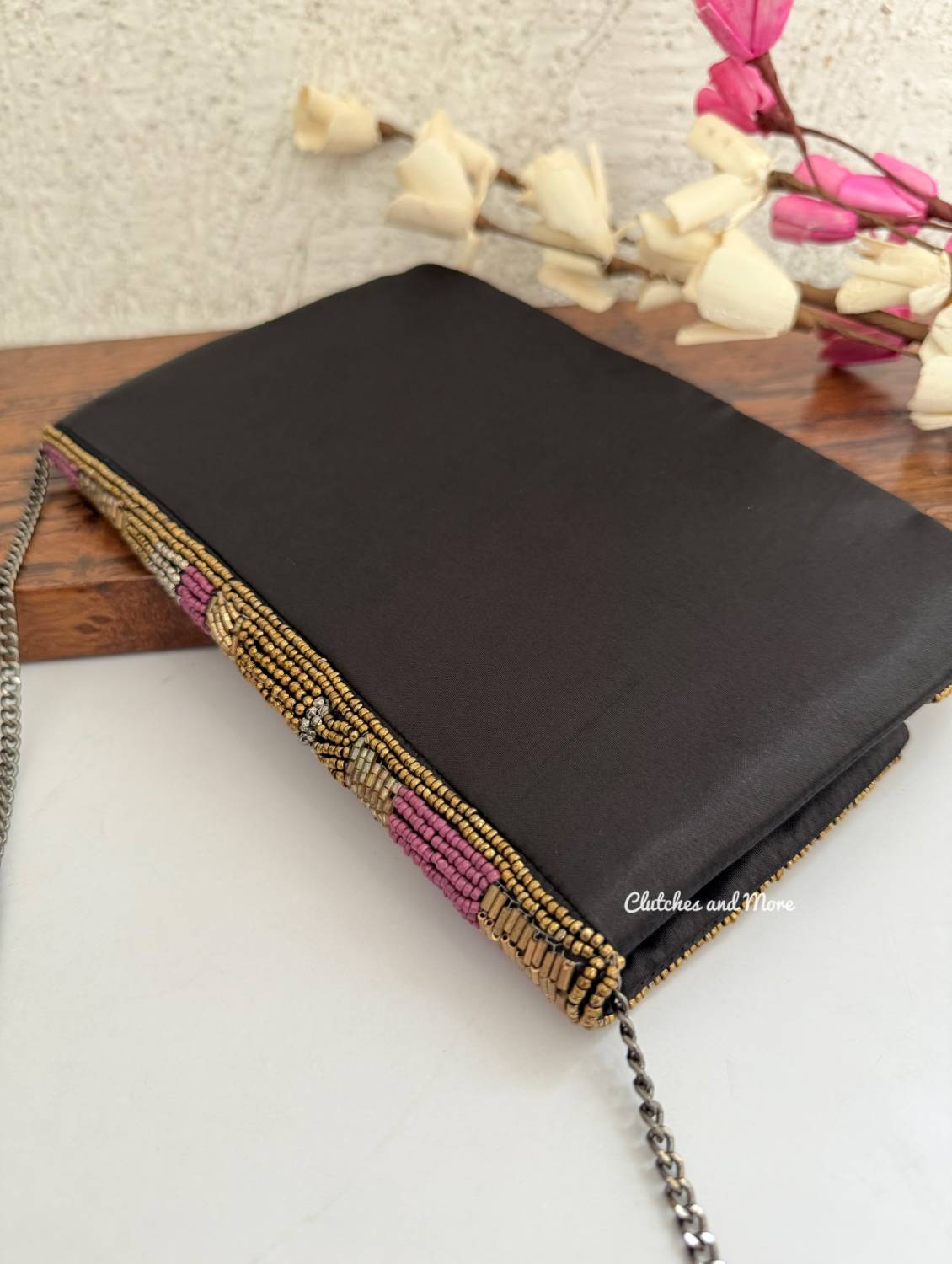 Abstract Multi Shade Envelope Bag
