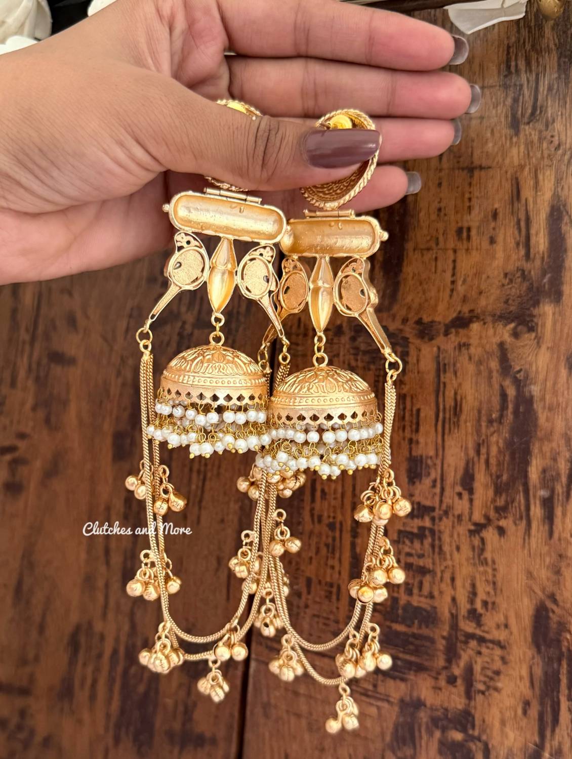 Aarna Gold Kashmiri Jhumka