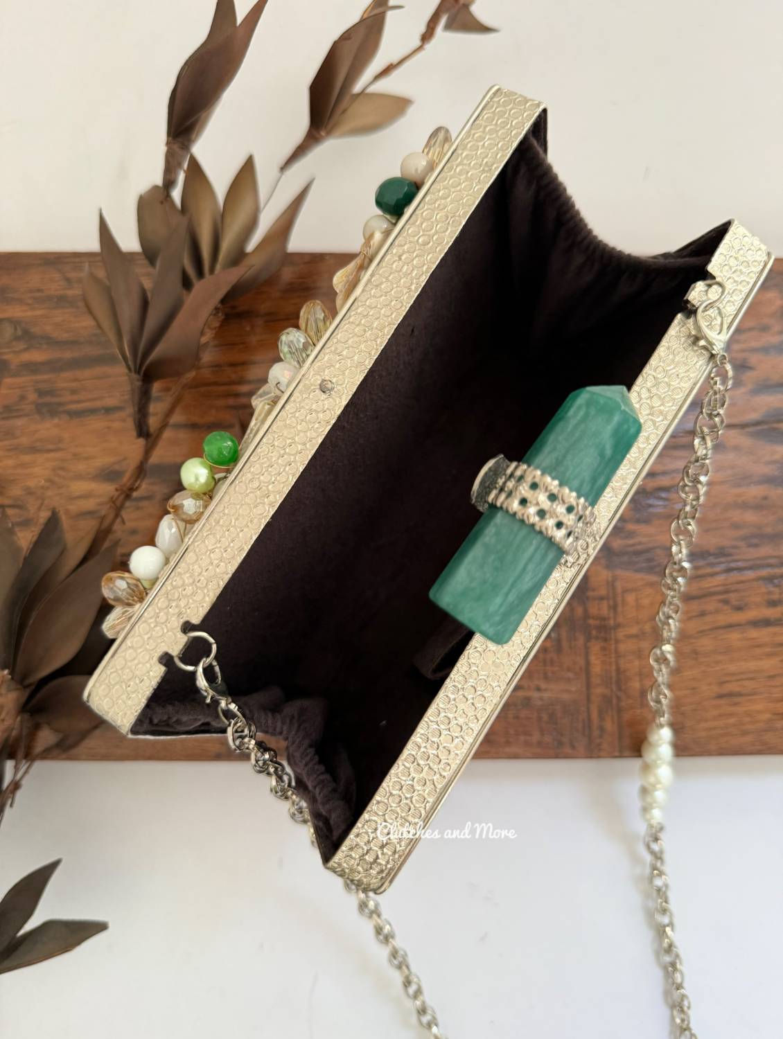 Superluxe Mother of pearl Clutch Silver
