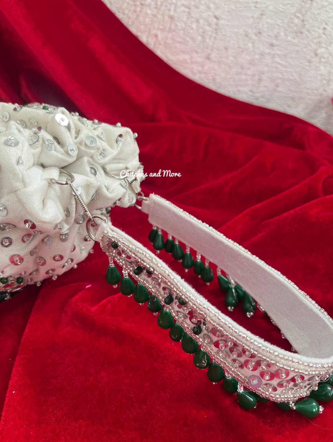 Kayra Kundan White Potli