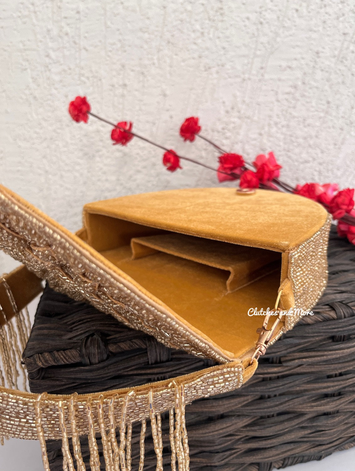 Luxury Rosetta Leaf Flap Bag Gold