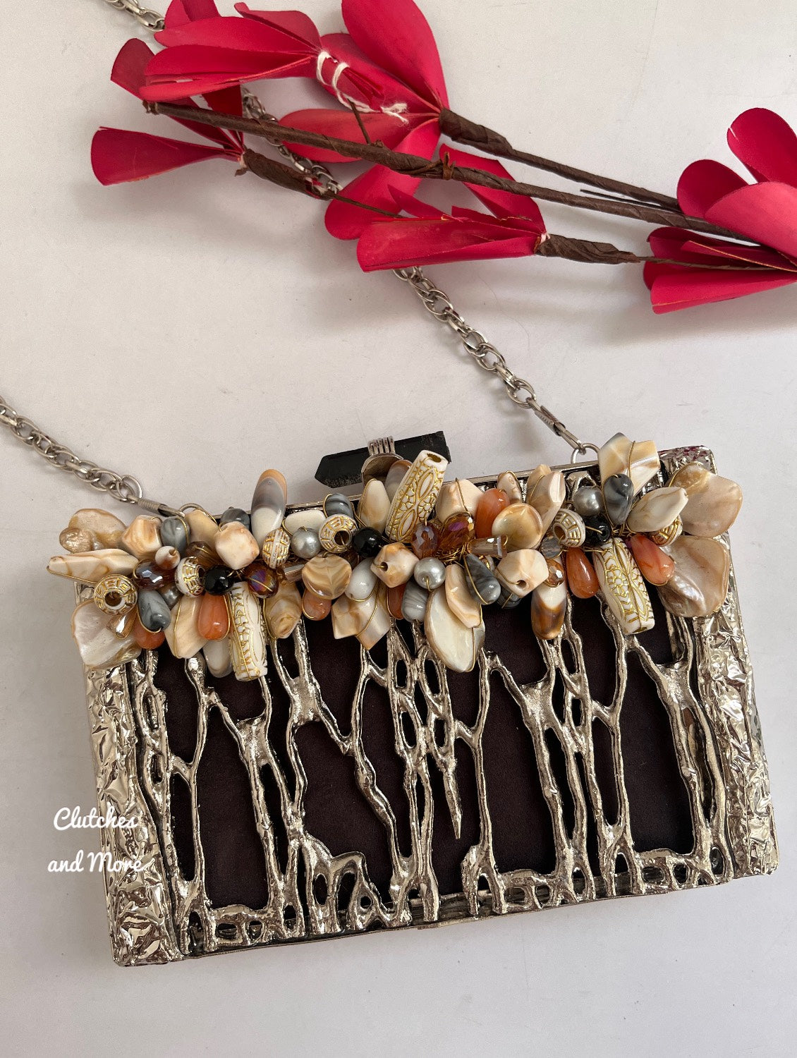 Superluxe Mother of pearl Clutch Silver