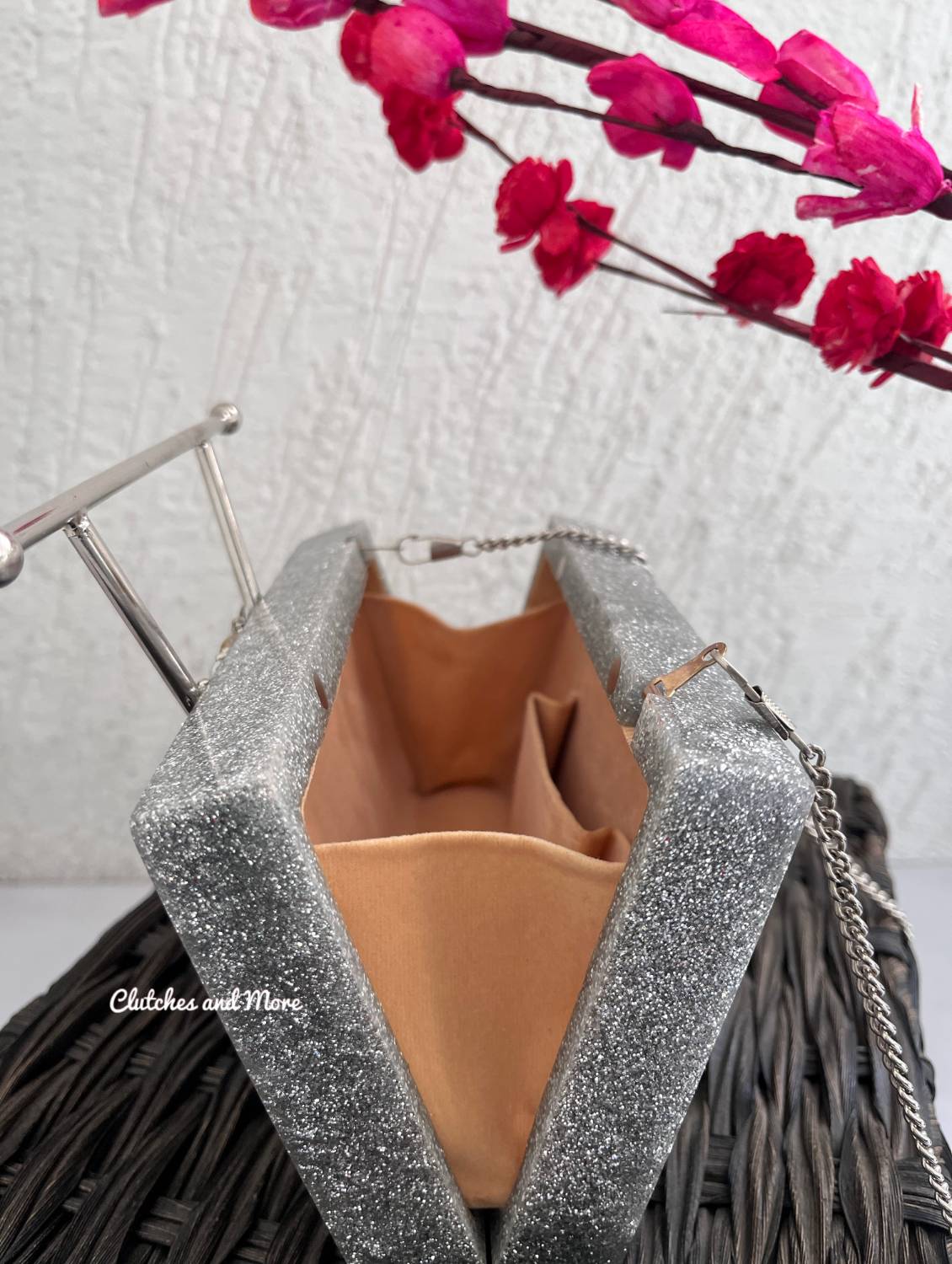 Silver Handheld Premium Resin Clutch