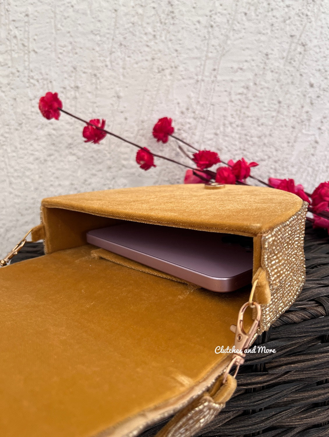 Luxury Rosetta Leaf Flap Bag Gold