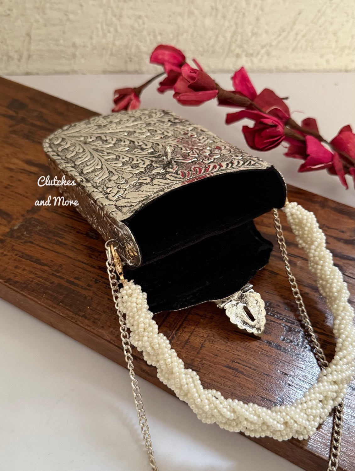 Brass Mobile Gajra Sling