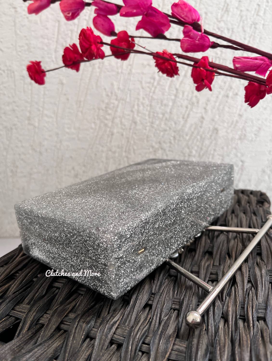 Silver Handheld Premium Resin Clutch