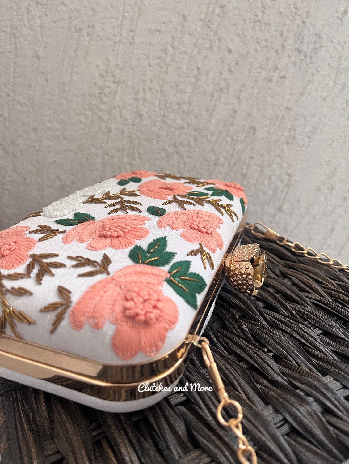 Peach Roses White Clutch