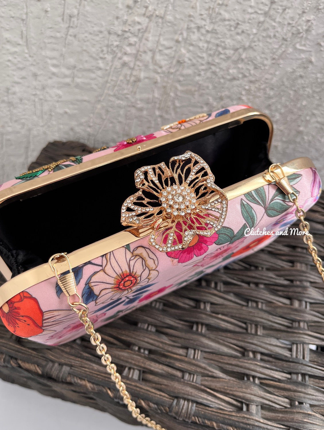 Poppy Multicoloured Pink Clutch