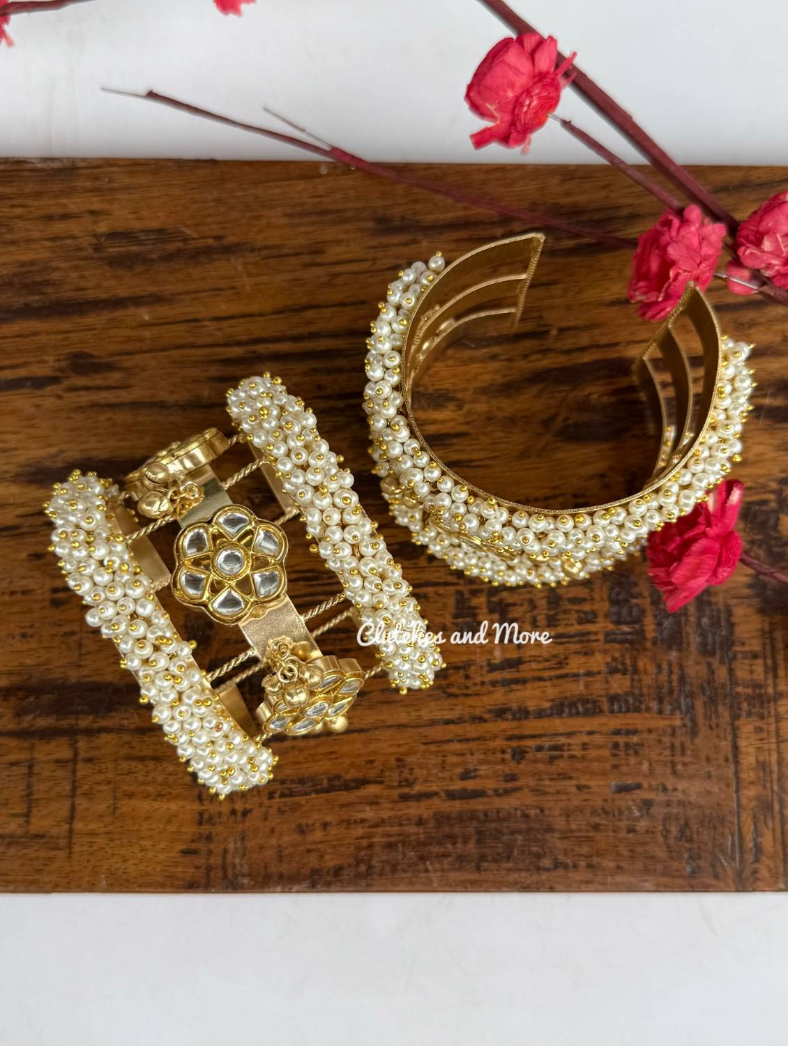 Praneeta Pearl Kada (Cuff)
