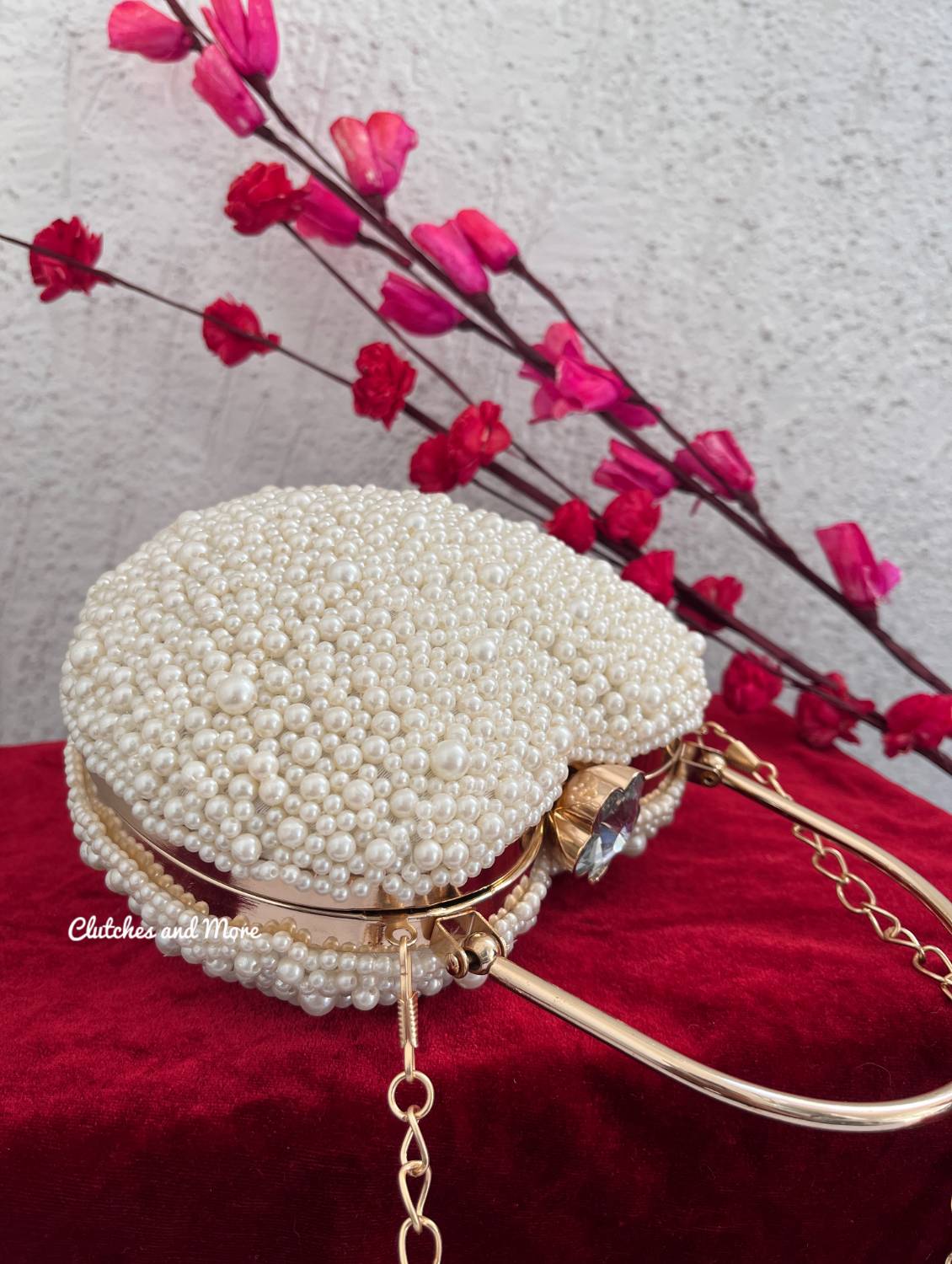 Heart pearl clutch (Copy)