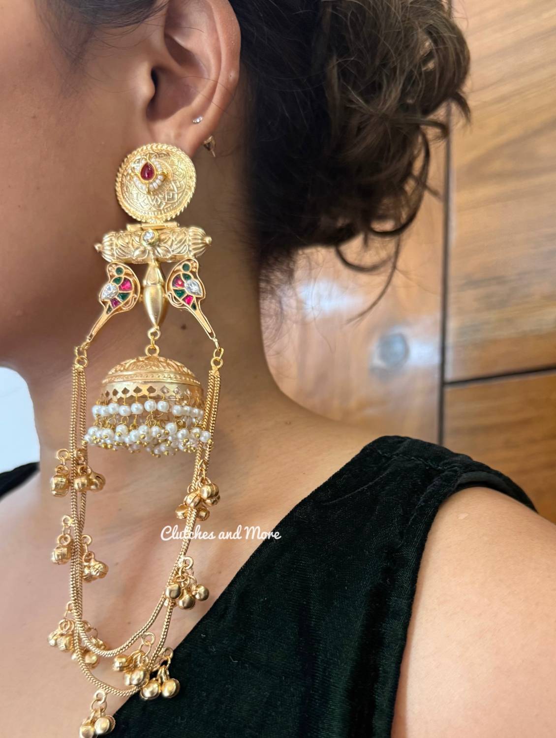 Aarna Gold Kashmiri Jhumka
