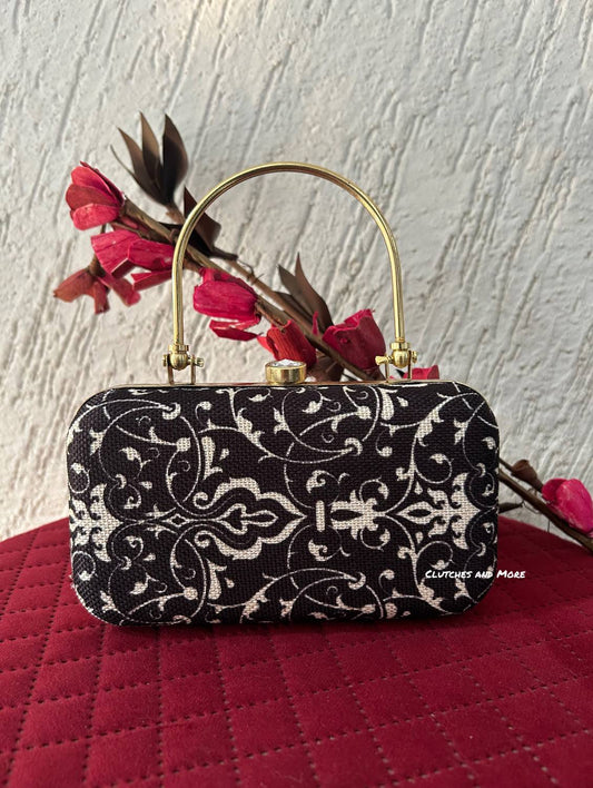 Naina Black White Clutch