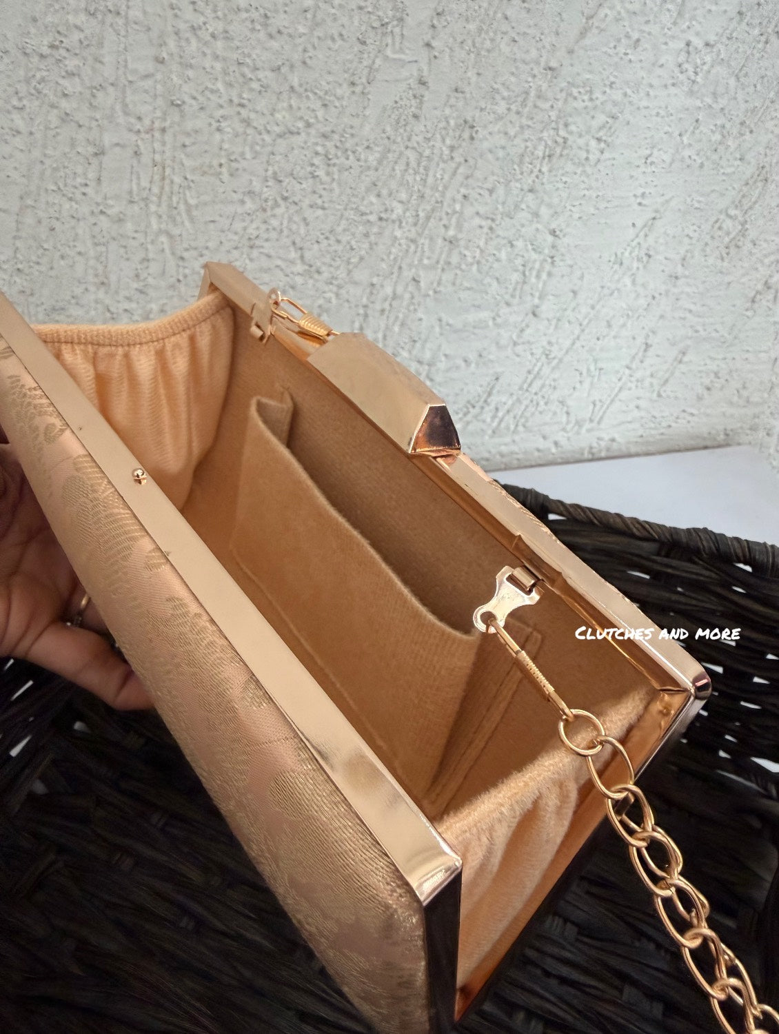 Kala Banarsi Clutch Peach