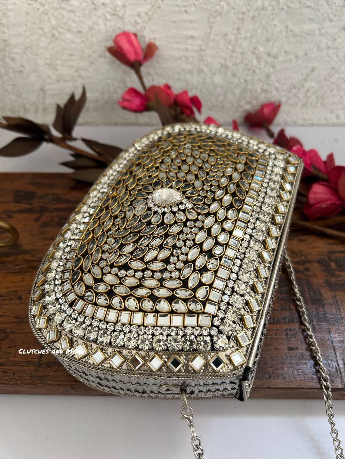 Kashish Kundan Brass Clutch White Silver