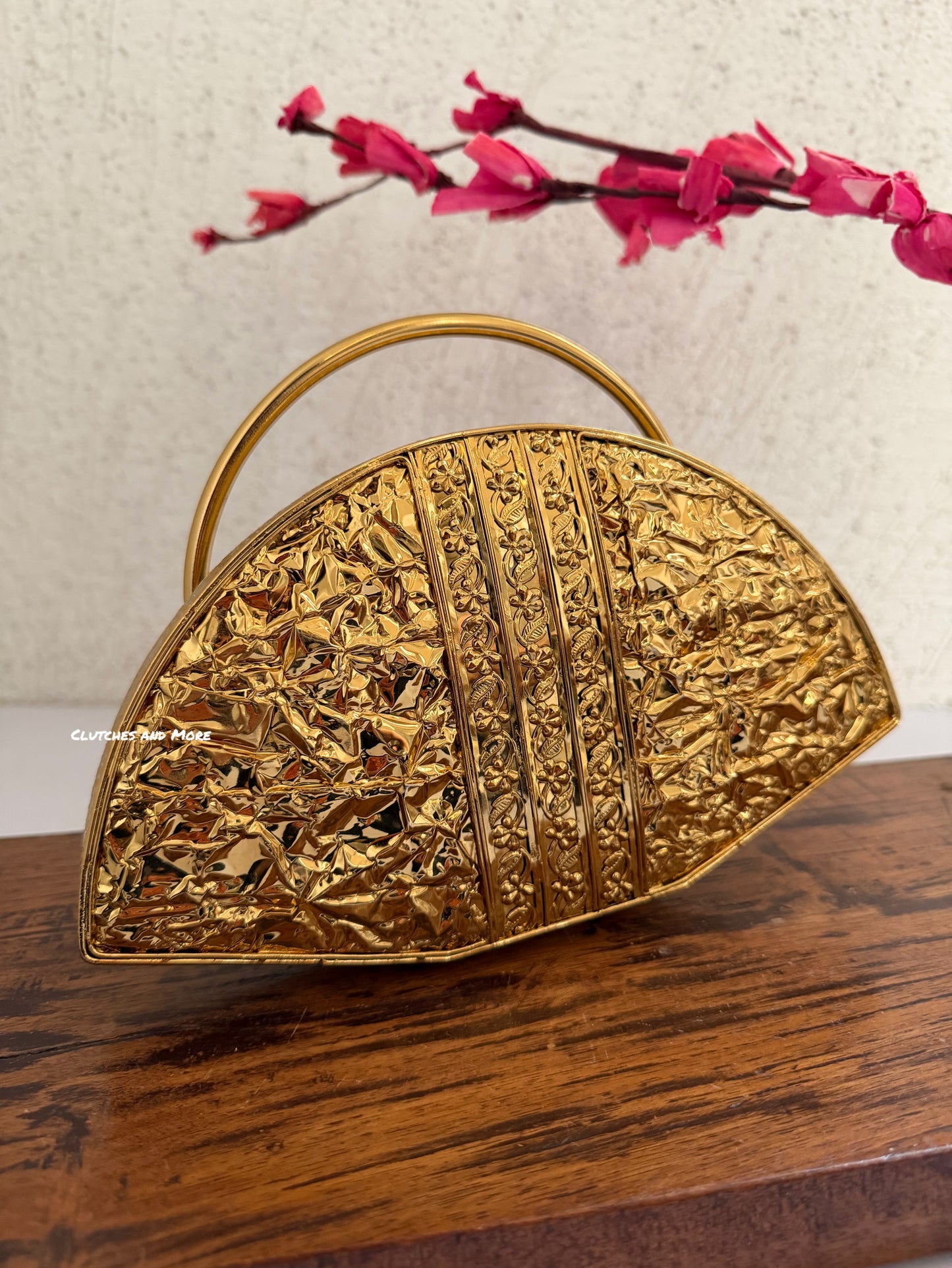Florence Mother of Pearl Clutch