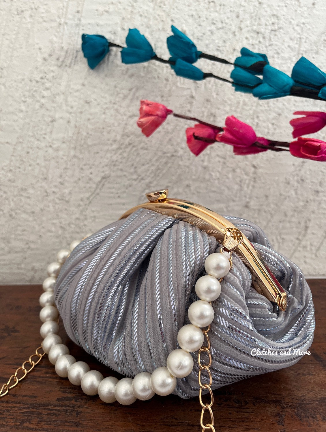 Crush Batua bag Silver