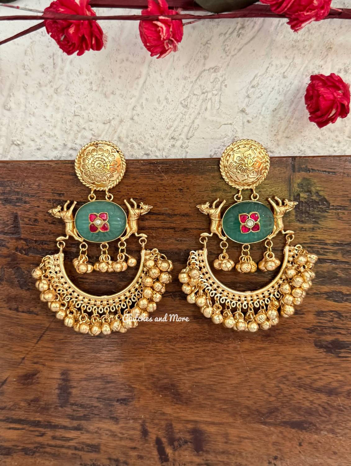 Lubna Gold Chandbalis