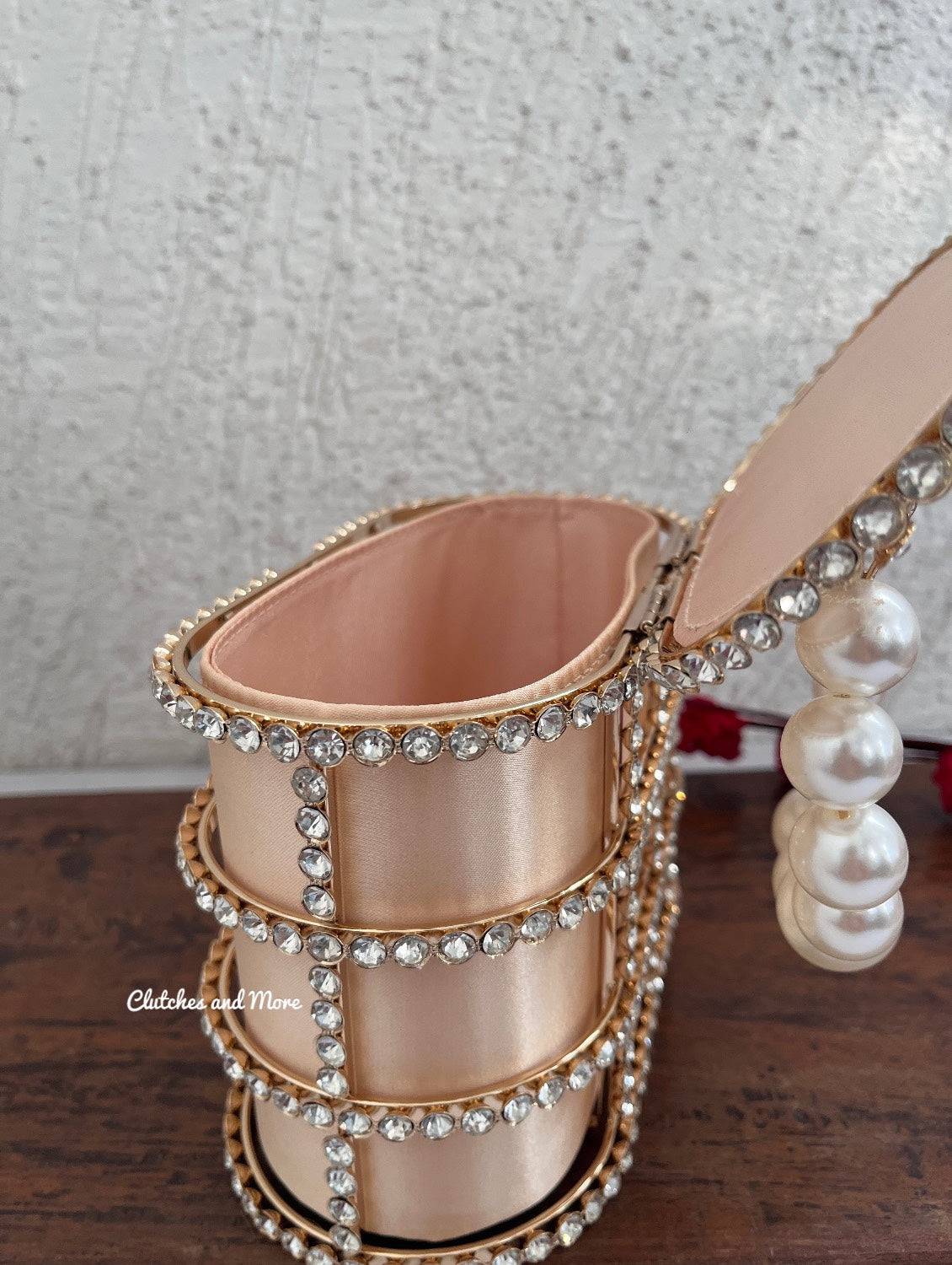 Cage Bucket Bag Gold
