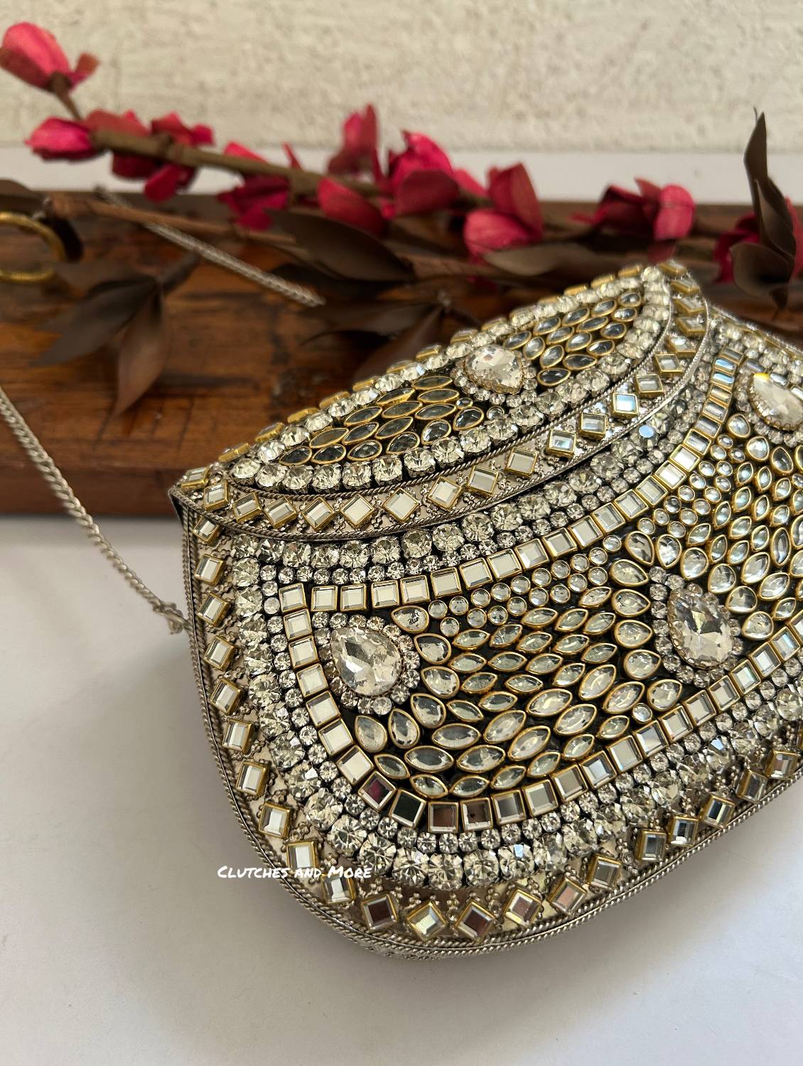 Kashish Kundan Brass Clutch White Silver