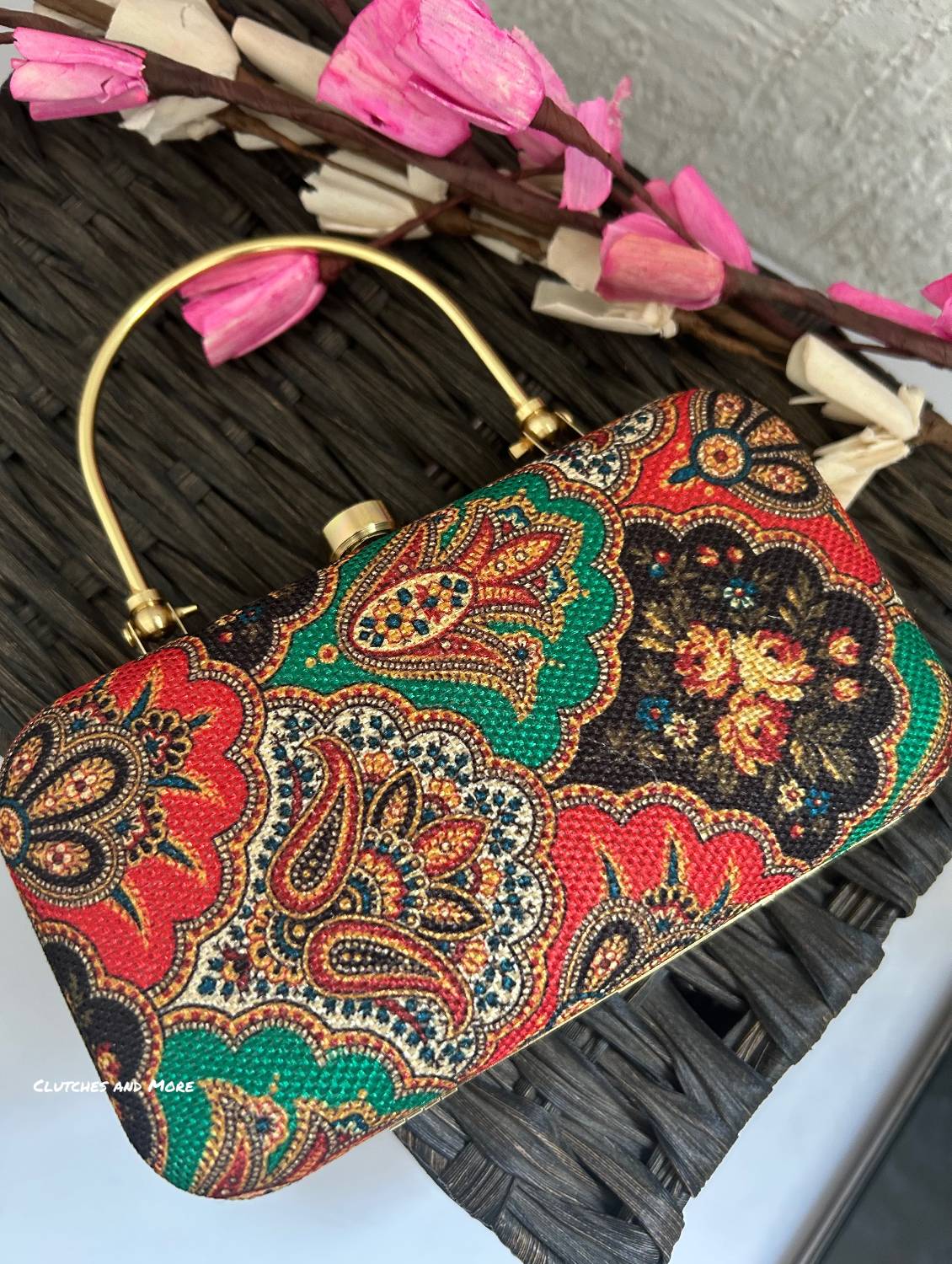 Naina Multicolored Clutch