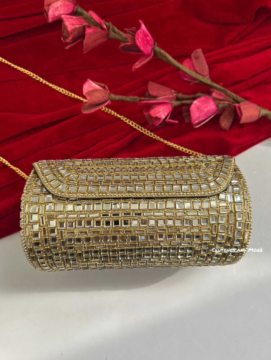 Kasika Kundan Brass Clutch Cylindrical