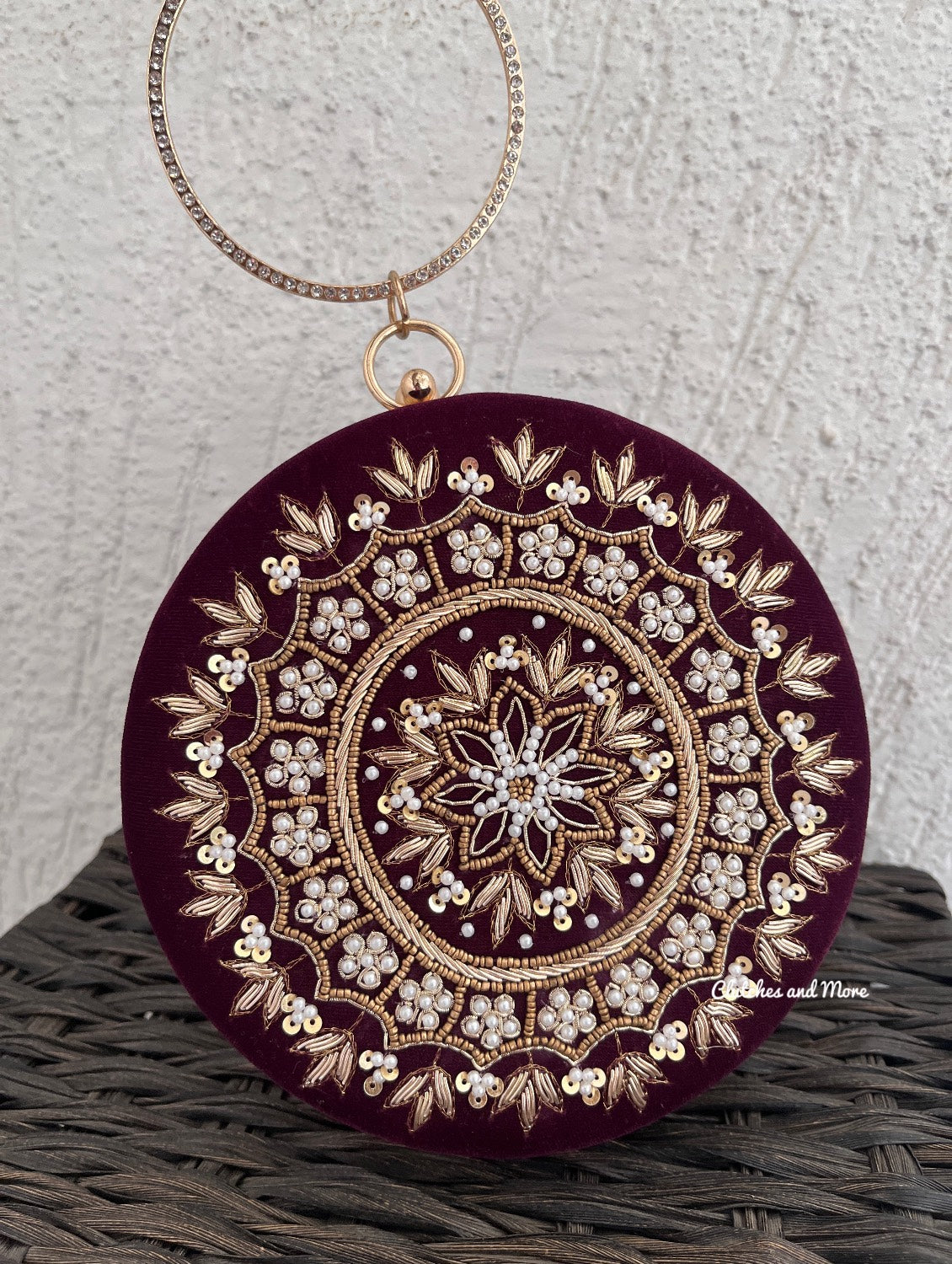 Chakra Wine Round Clutch
