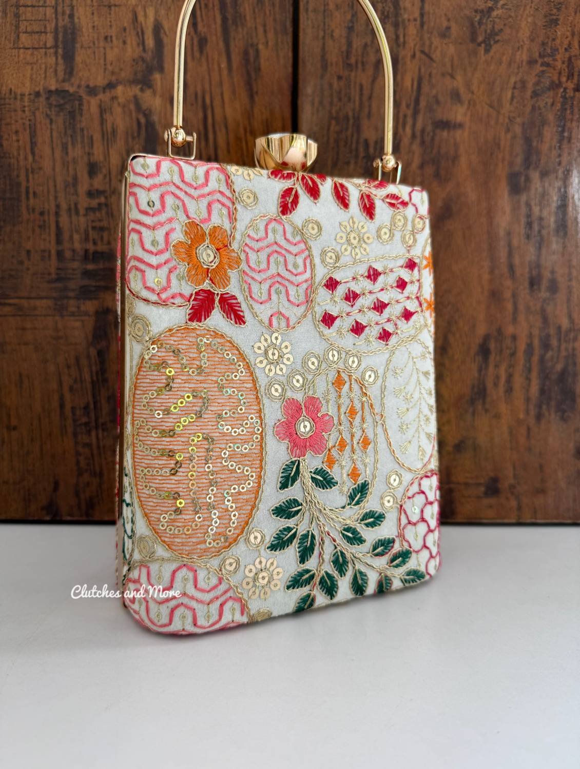 Ibadat Lakhnawi Chikankari Bag White