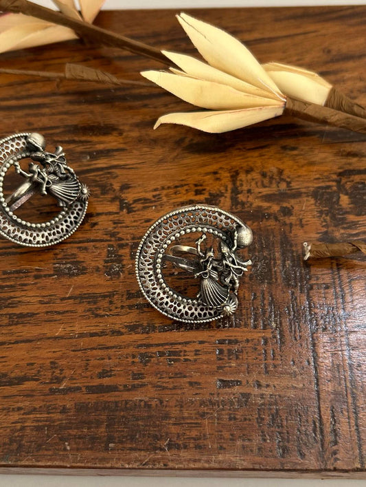 Silver Dancing Couple Rings