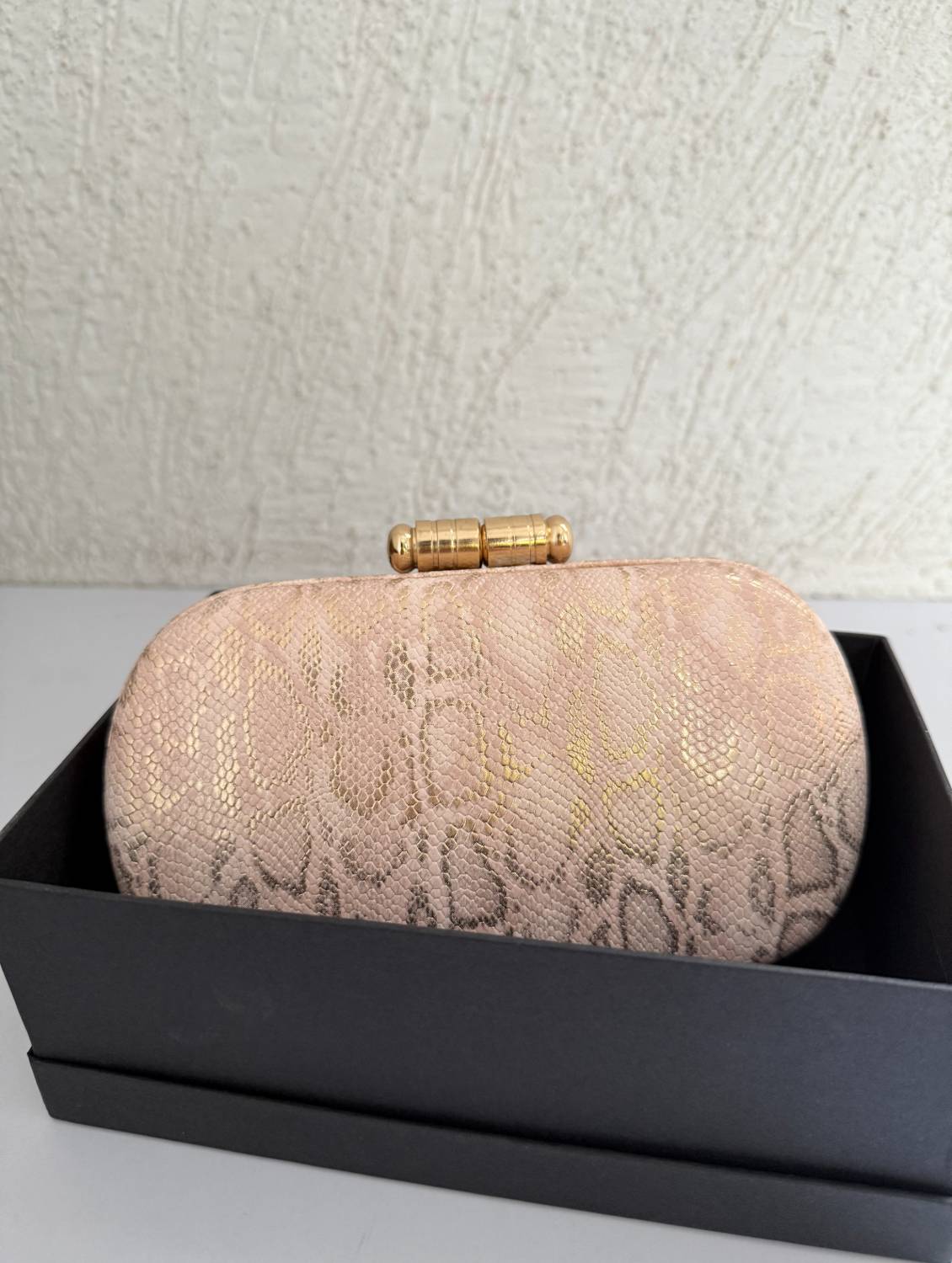 Sabya Light Peach Pink Textured