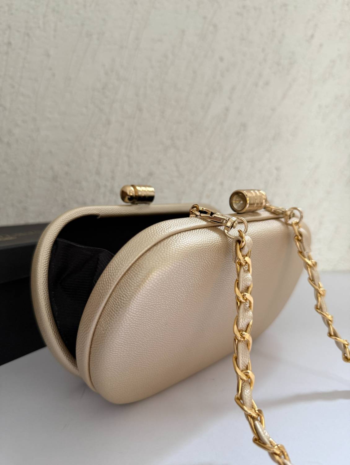 Sabya Gold Dotted Texture