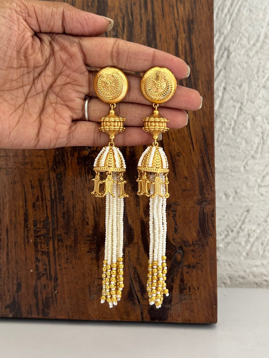 Elara Pearl Earrings