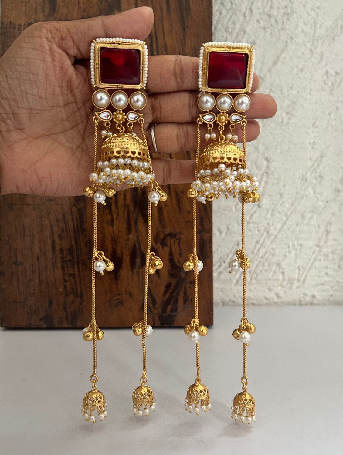 Shikara Earrings Deep Red Gold