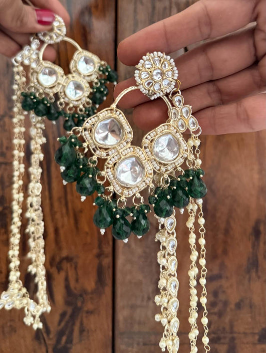 Nayra Chandbalis With Earchains