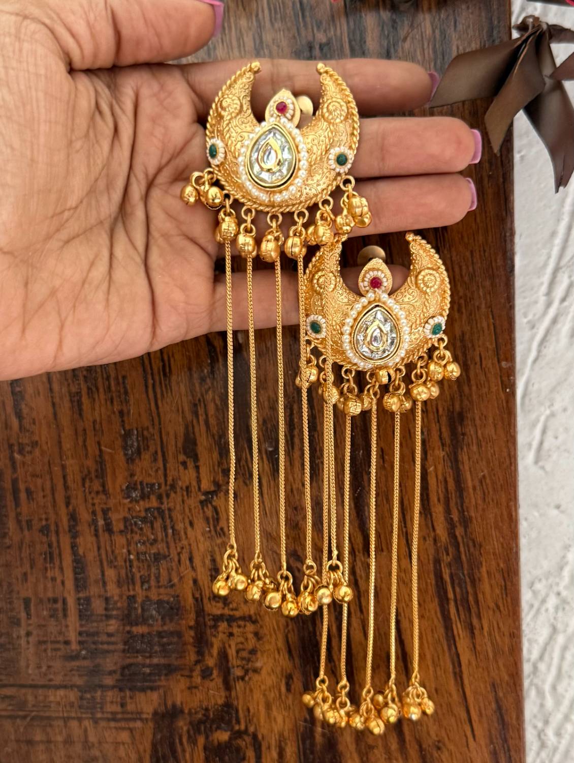 Rang-e-Chand Earrings