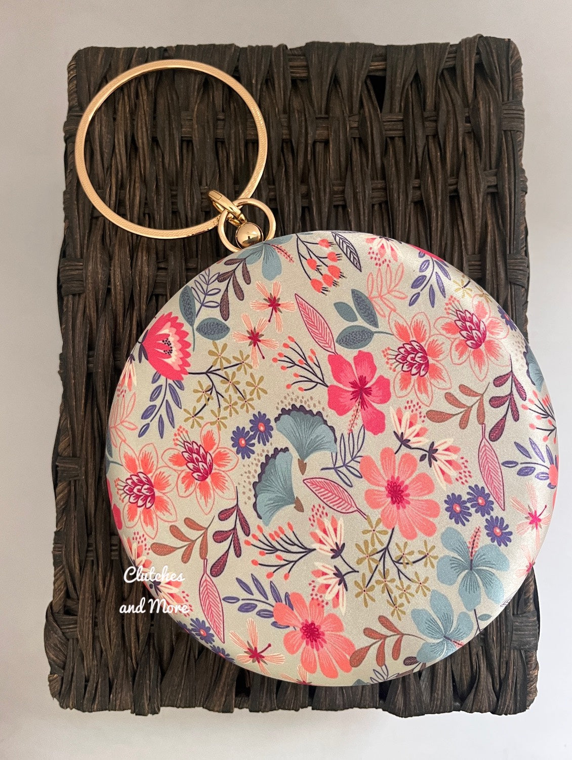 Floret Round Multicolored Clutch