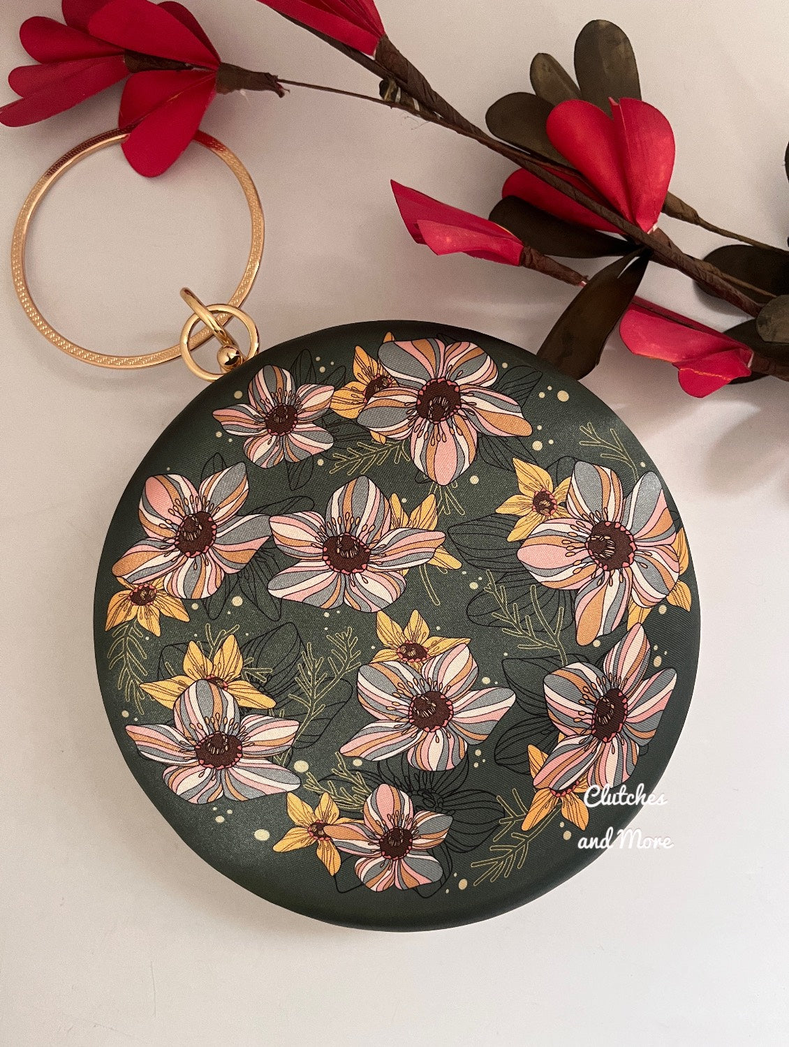 Floret Round Green Clutch