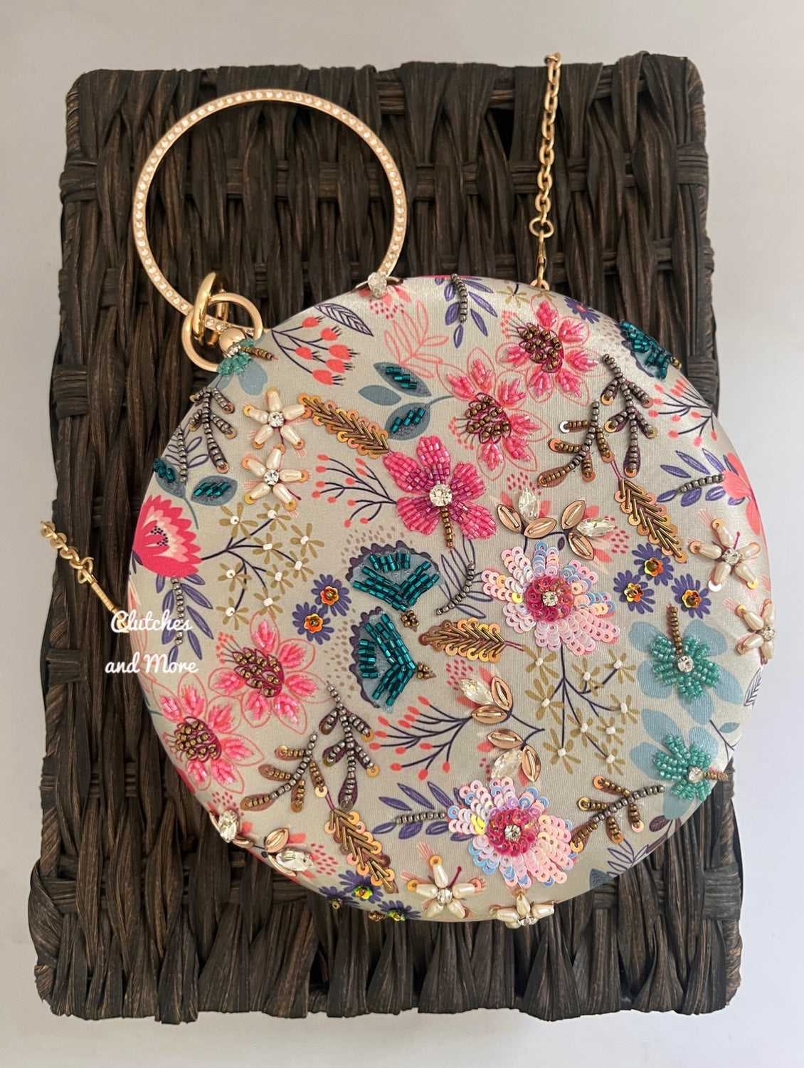 Floret Round Multicolored Clutch