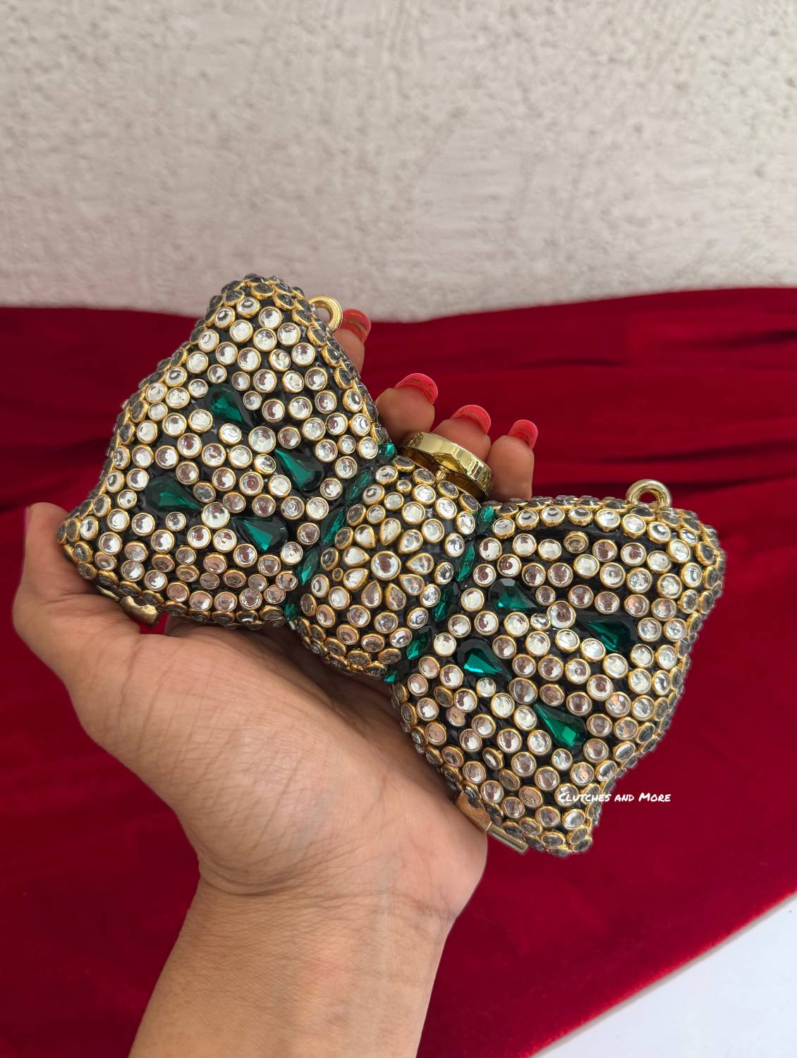 Kiana Kundan Bow Clutch Green Gold