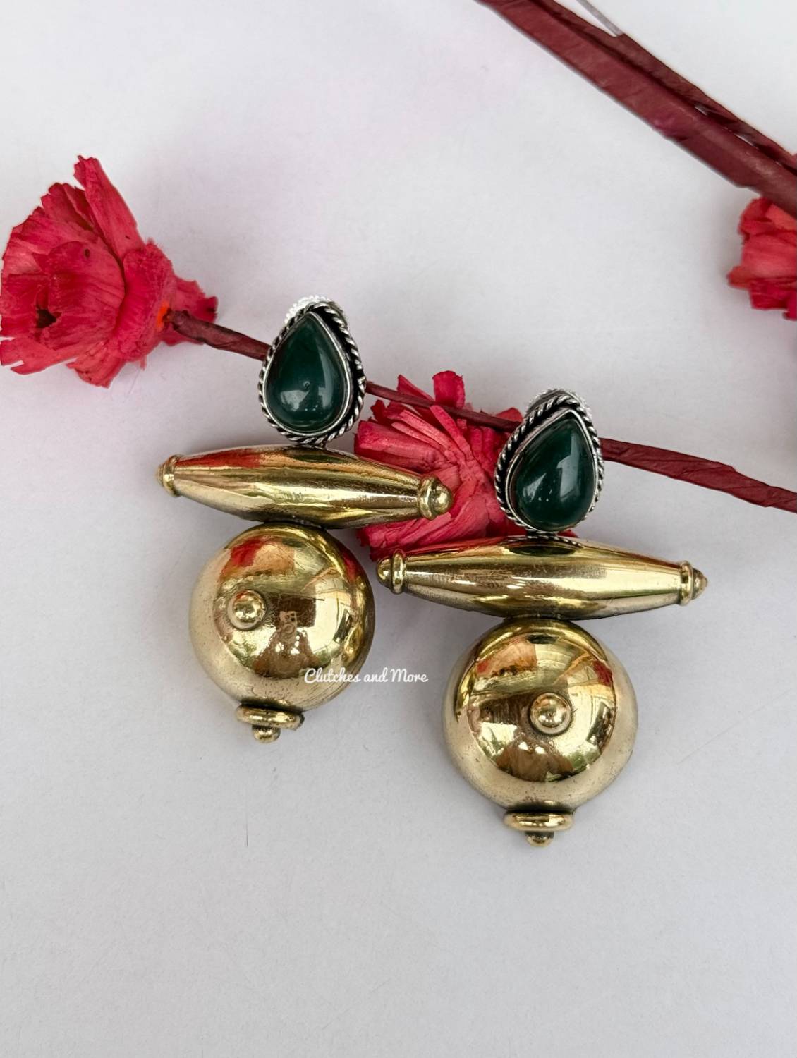 Ava Brass Drops (Green)